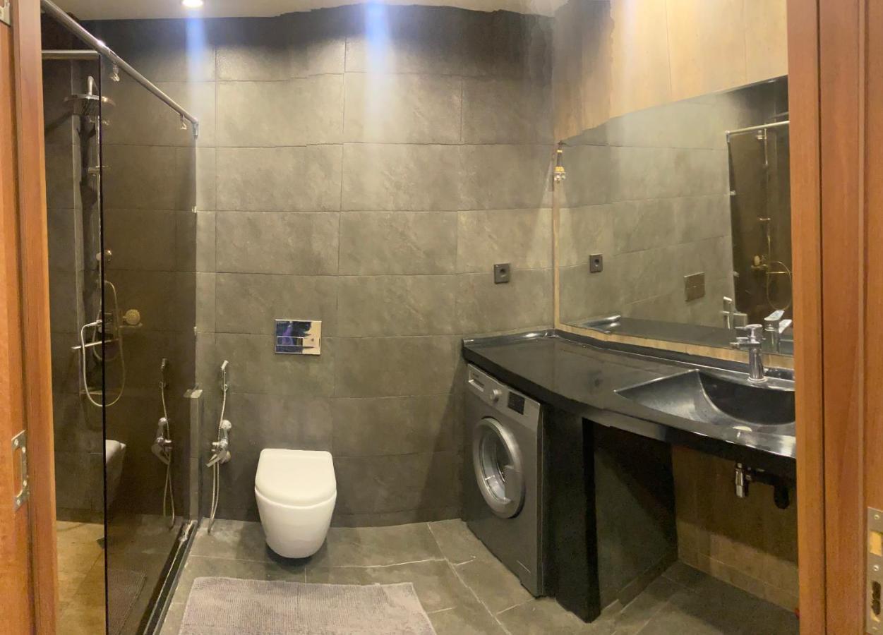 Apartment Near 28 Mall Bakoe Buitenkant foto
