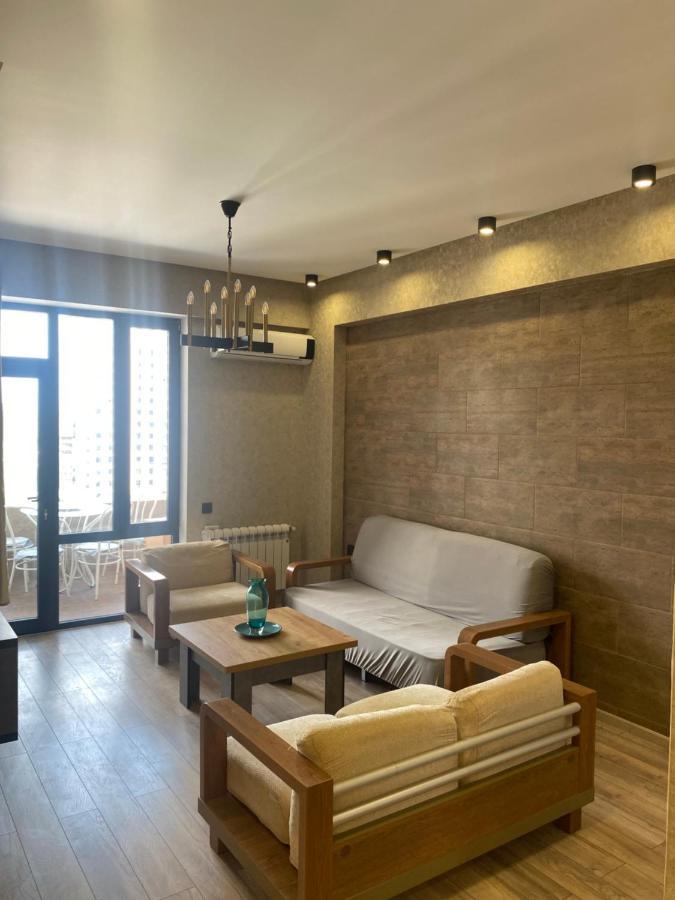 Apartment Near 28 Mall Bakoe Buitenkant foto
